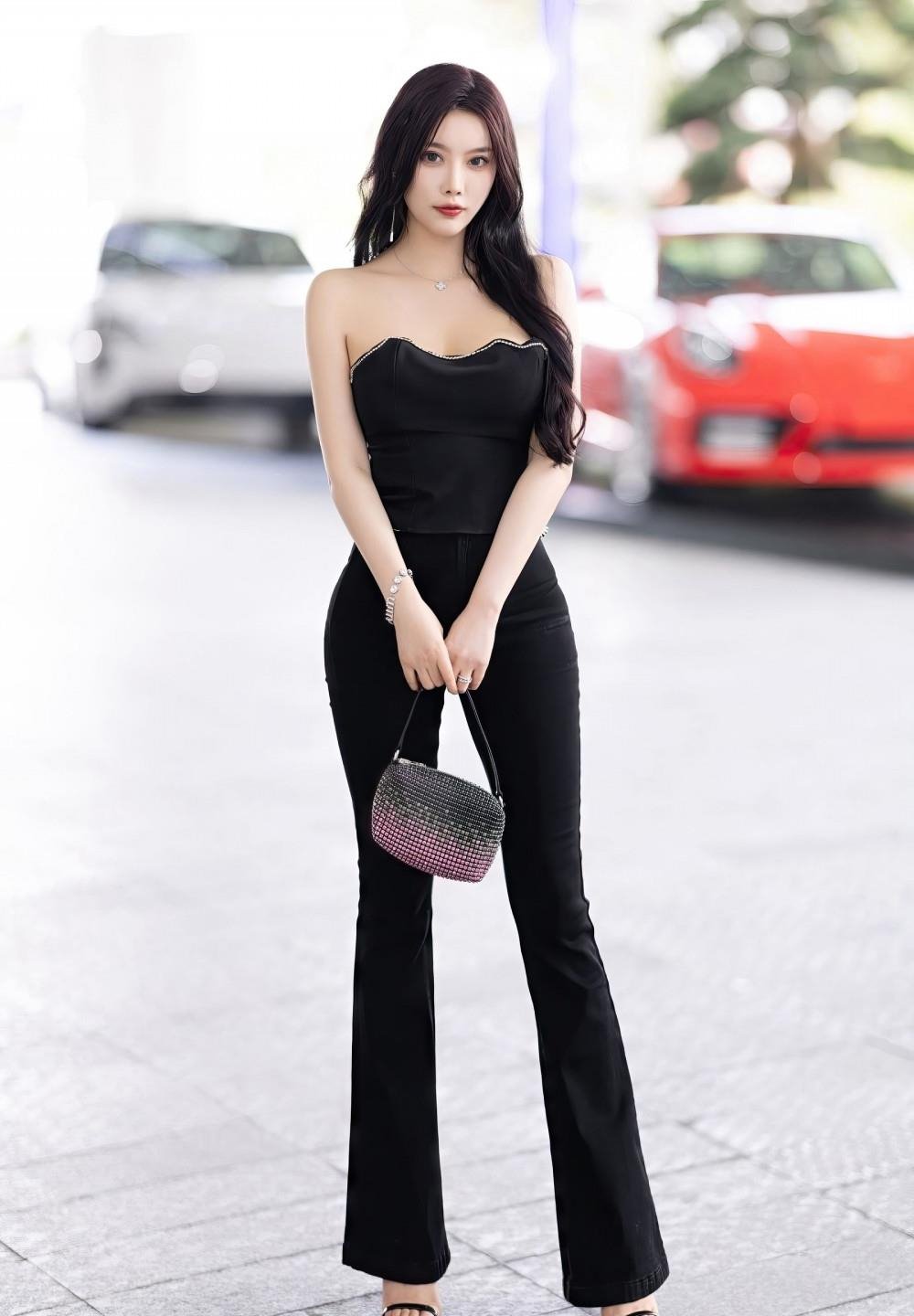 �Ի���
