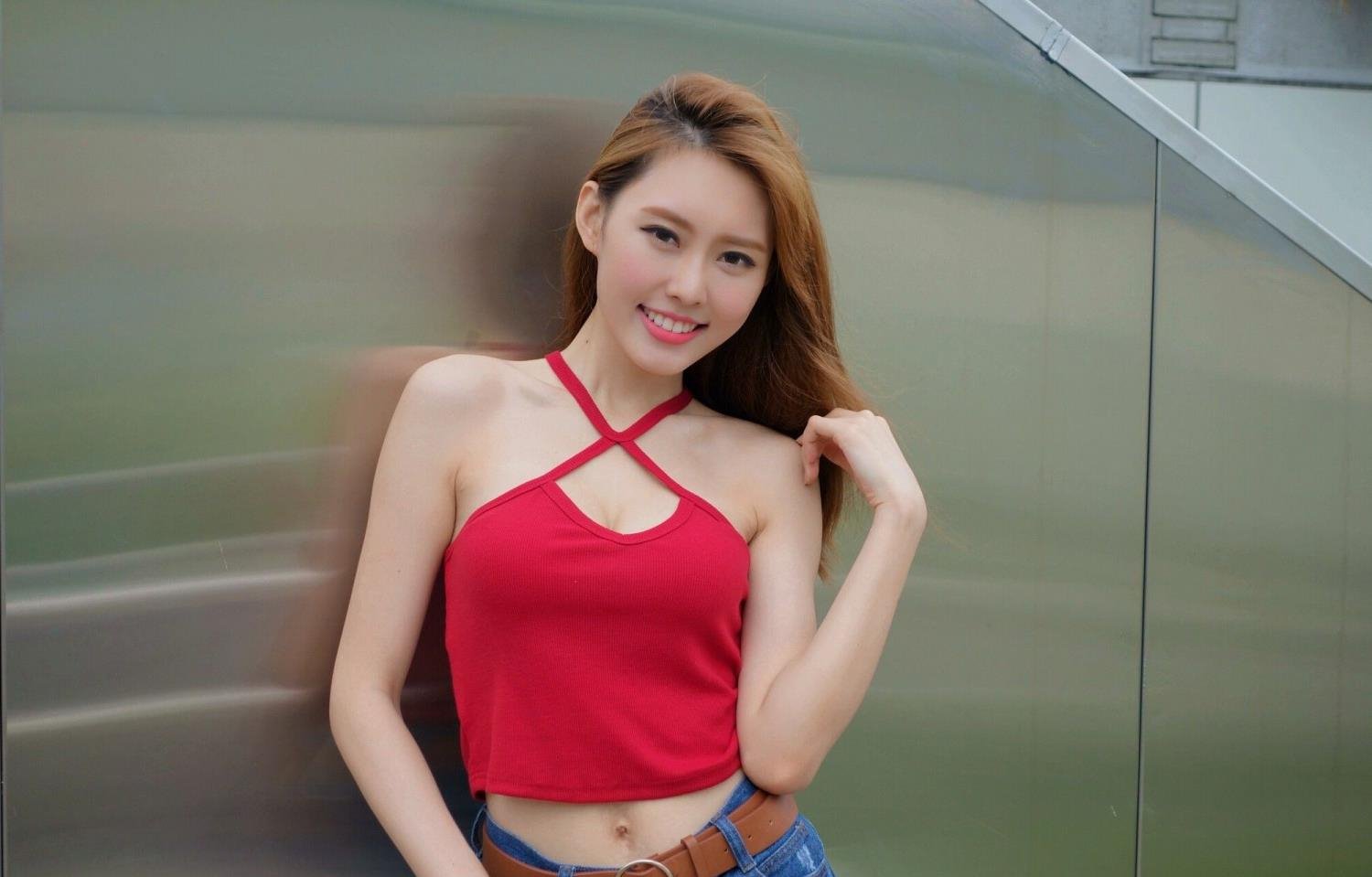 ���������������ֱ��ĸ��η���